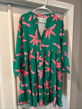 Women’s Green Floral Tiered Button-Front Dress with Pink Leaf Print Size Medium